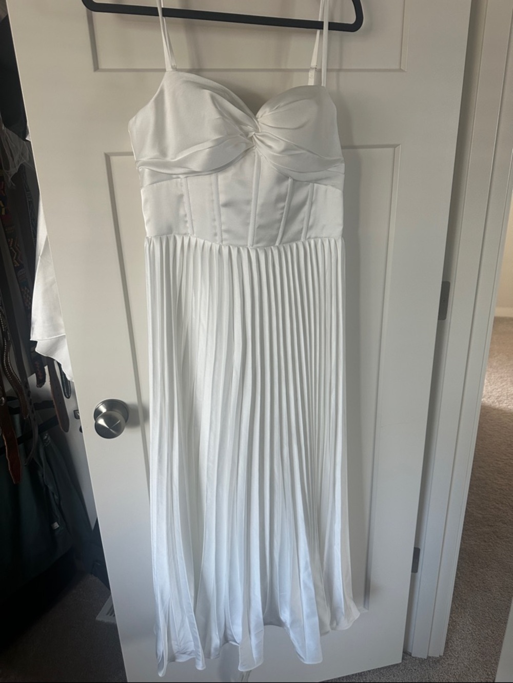 Elegant White Pleated tea length Dress - Women